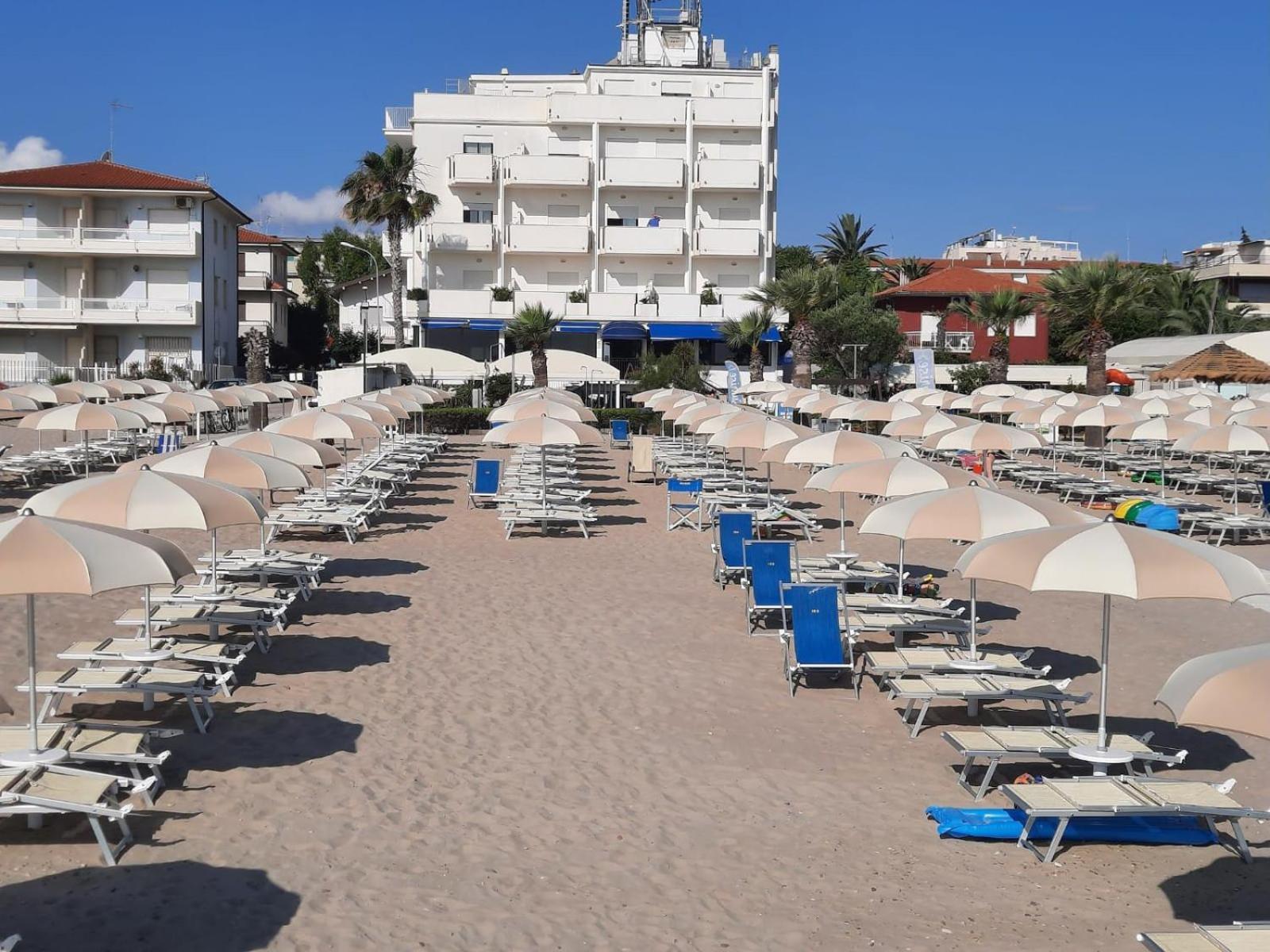 Residence Sunrise San Benedetto del Tronto Eksteriør bilde